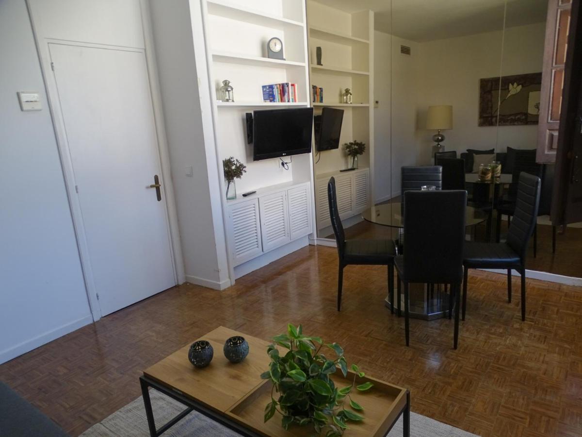 Apartamento Con Vistas A La Giralda. Seville Exterior photo